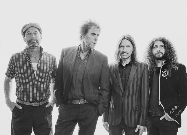 THE WHITLAMS